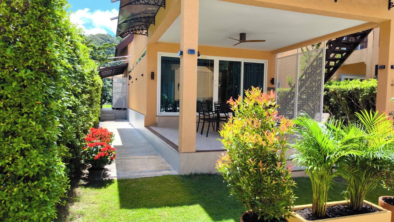 Photo of Patio Balcony in Klong Son