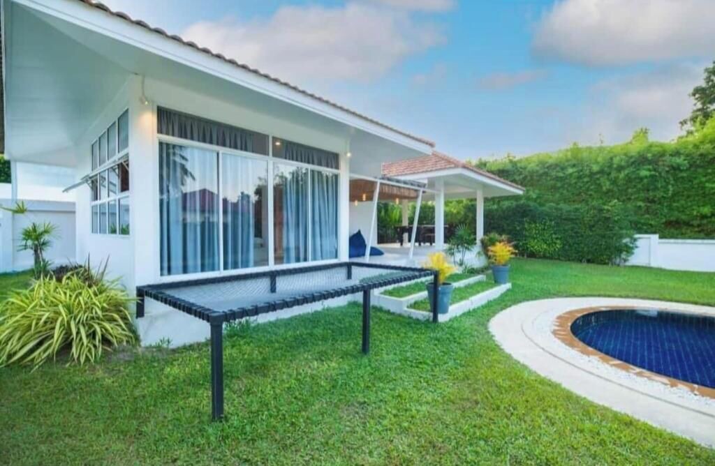 Photo of Outdoor in Maret
