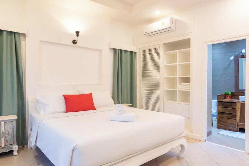 Photo of Bedroom in Maret