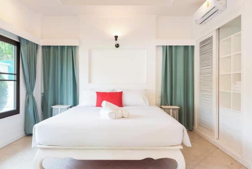 Photo of Bedroom in Maret