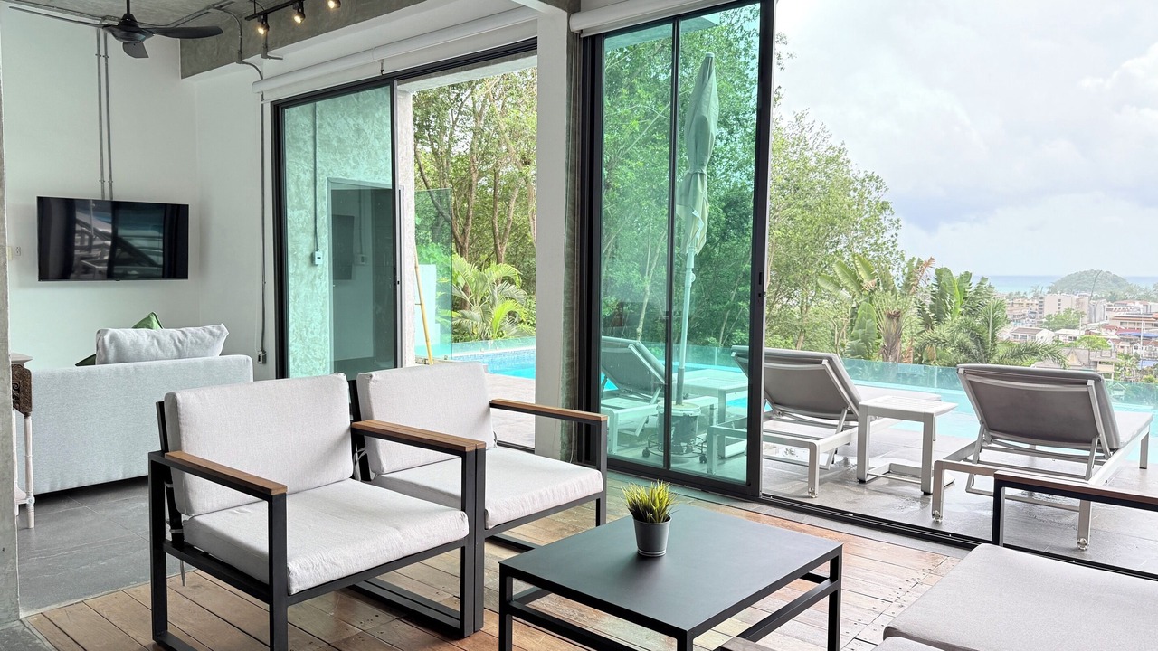 Photo of Livingroom in Karon