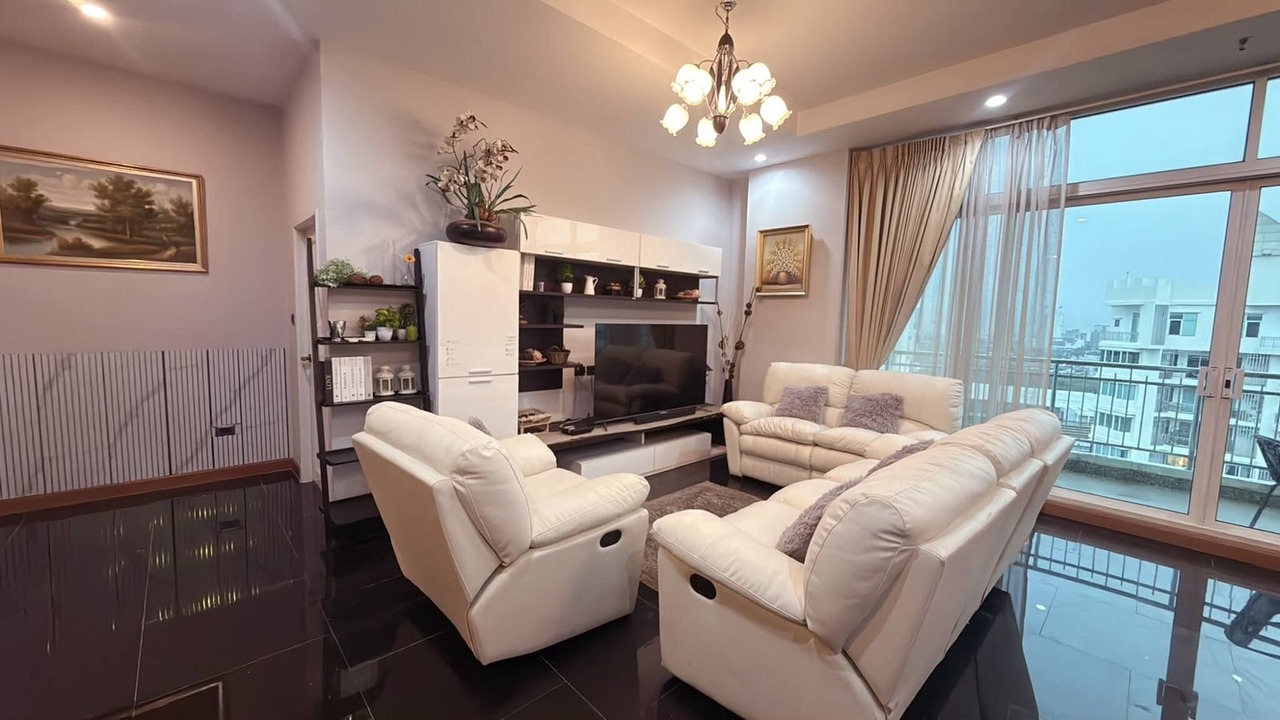 Photo of Livingroom in Huai Khwang