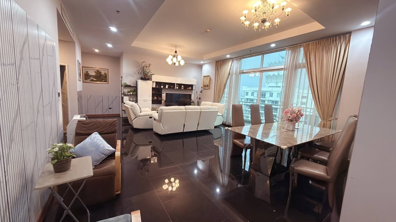 Photo of Livingroom in Huai Khwang