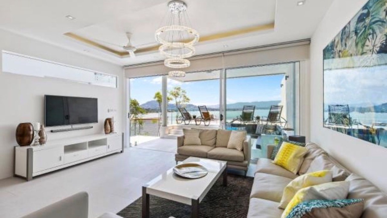 Photo of Livingroom in Moo 5