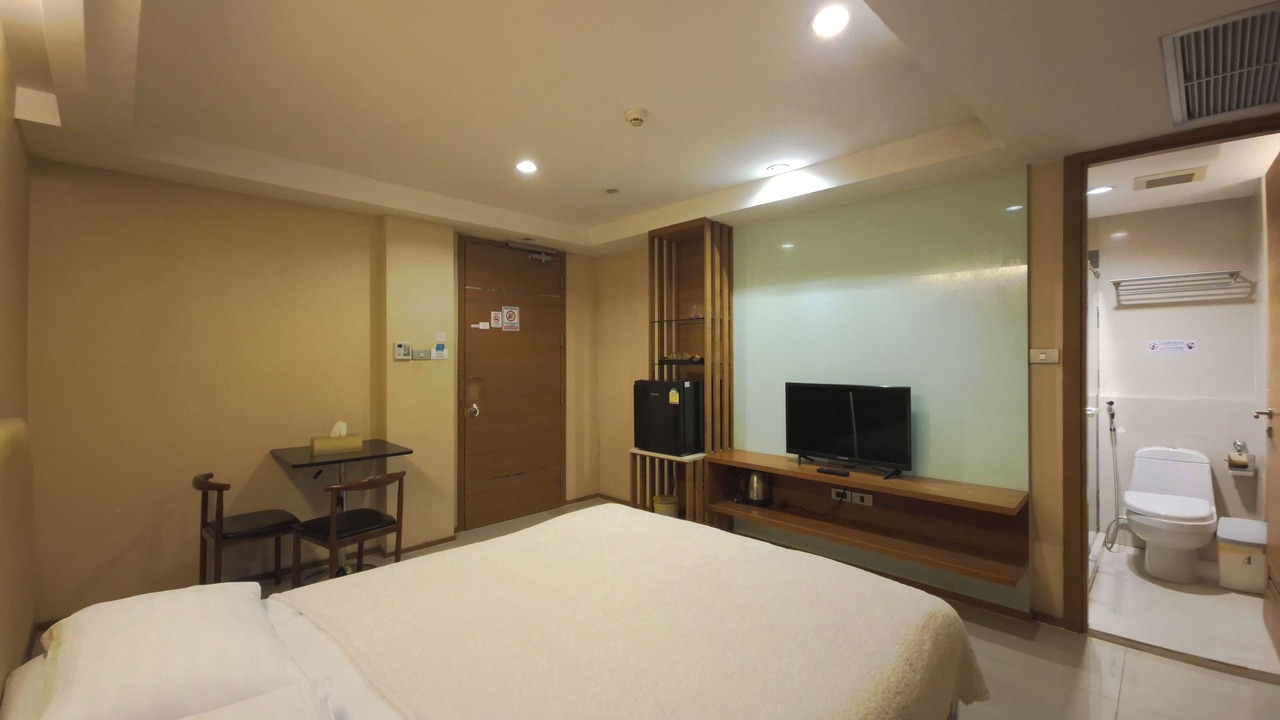 Photo of Bedroom in Ploenchit