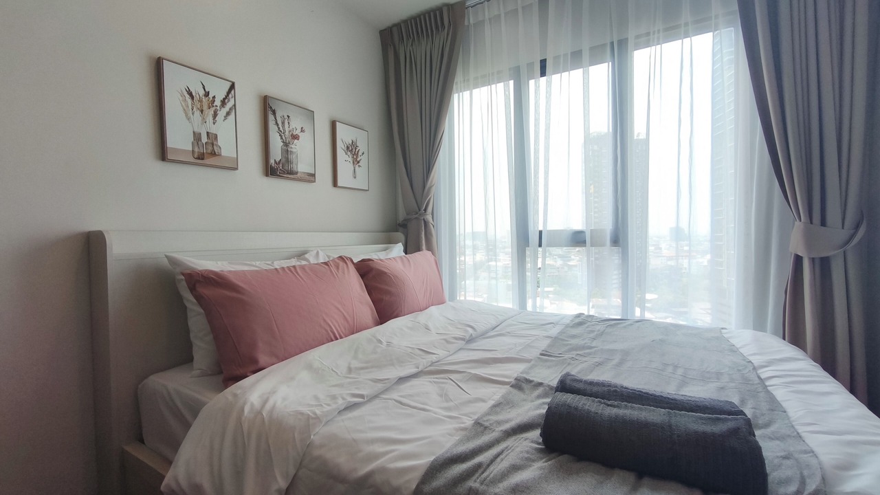 Photo of Bedroom in Talat Phlu