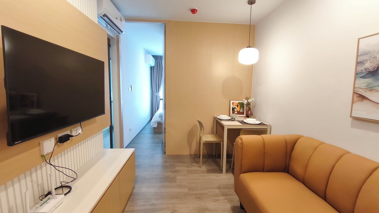 Photo of Livingroom in Bangkok Yai