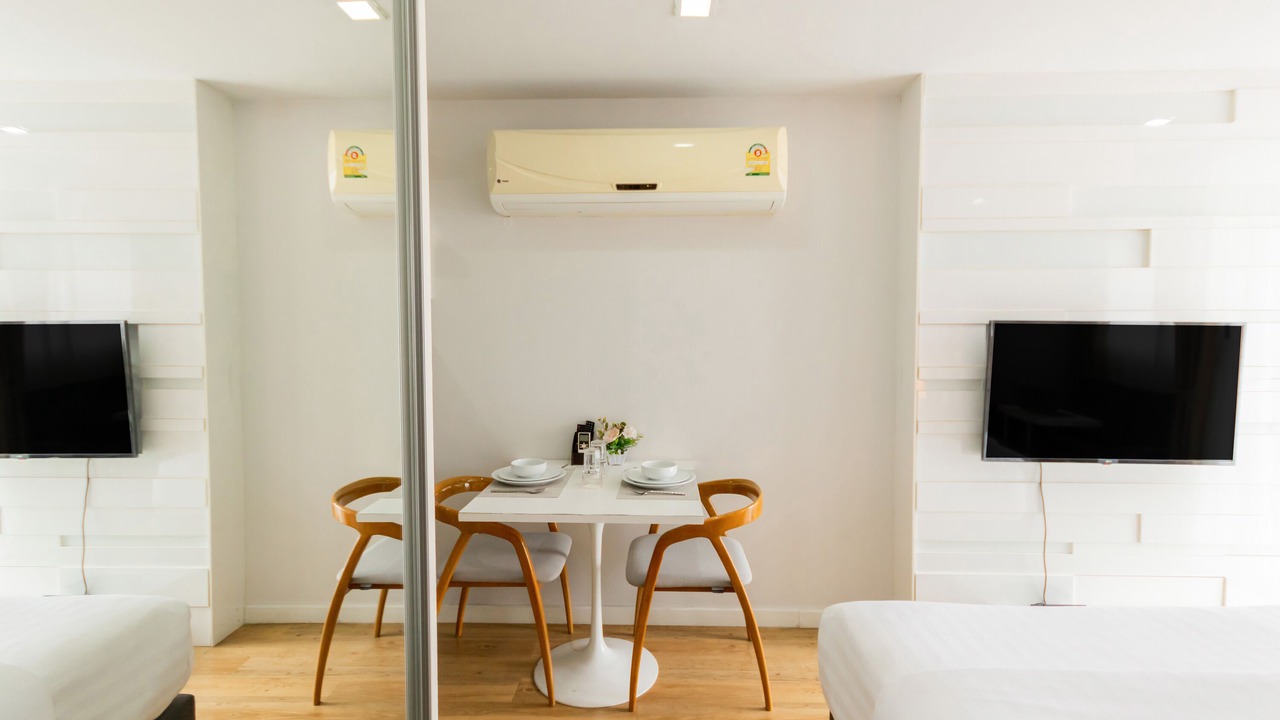 Photo of Bedroom in Khlong Tan Nuea