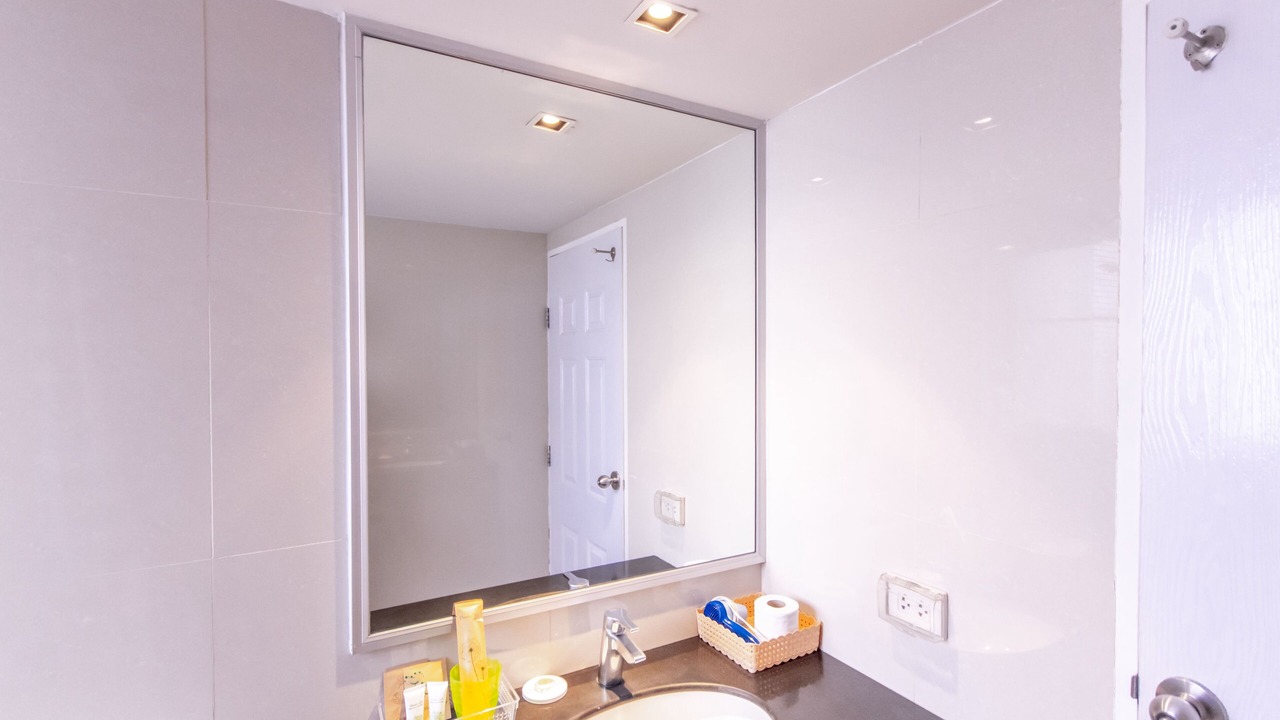 Photo of Bathroom in Khlong Tan Nuea