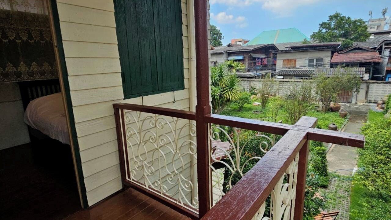 Photo of Outdoor in Wachira Phayaban