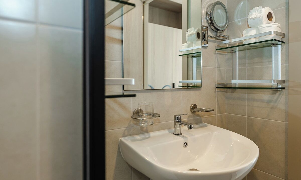 Photo of Bathroom in Kathu