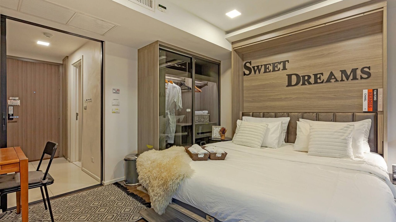 Photo of Bedroom in Bangkok Central Business District