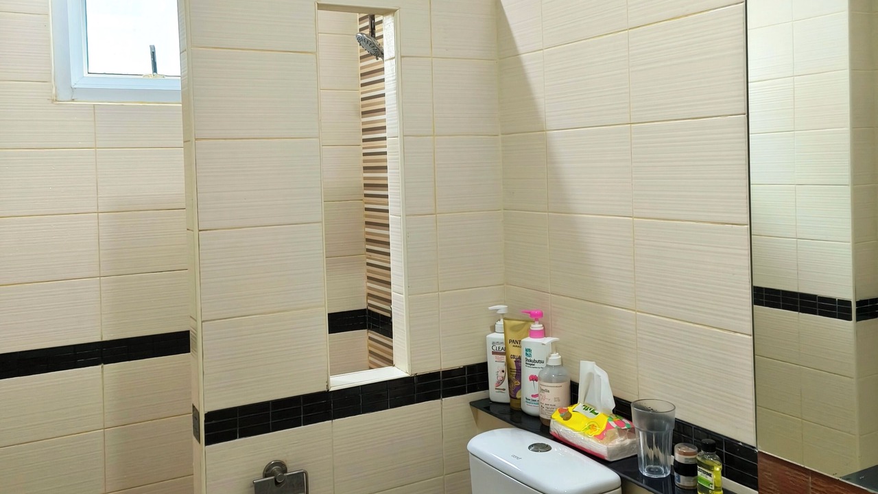 Photo of Bathroom in Phla