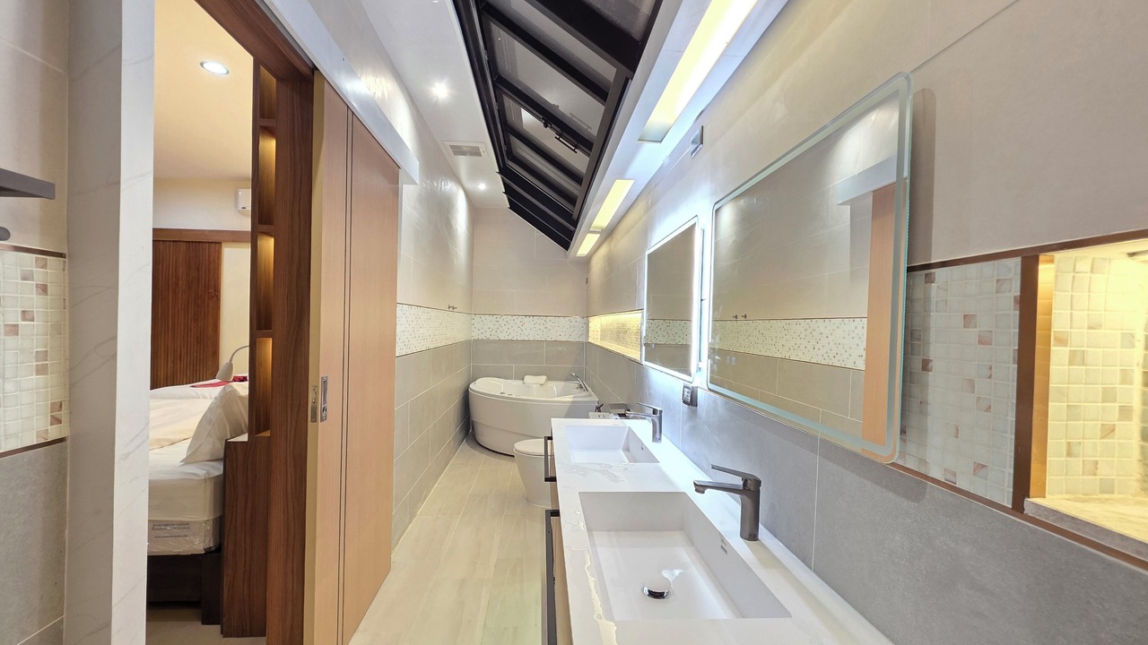 Photo of Bathroom in Pratumnak Hill