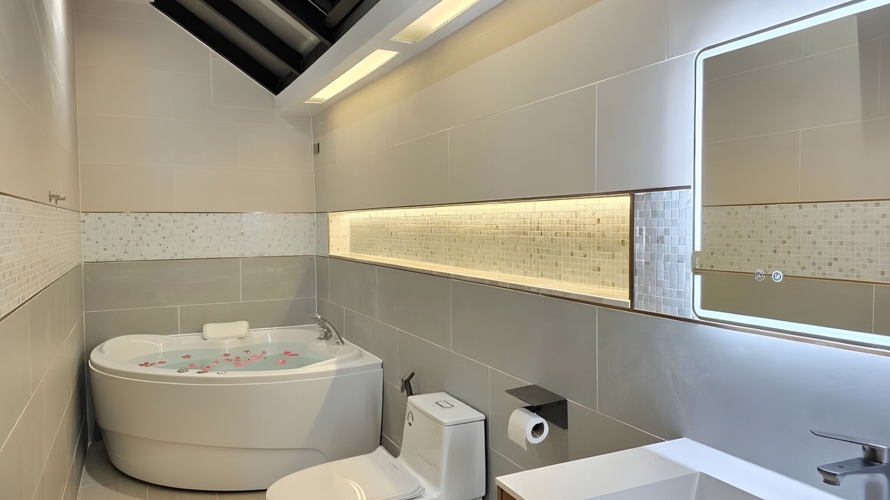 Photo of Bathroom in Pratumnak Hill