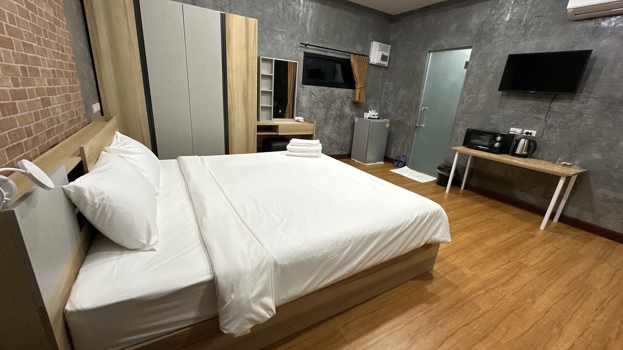 Photo of Bedroom in Chalong