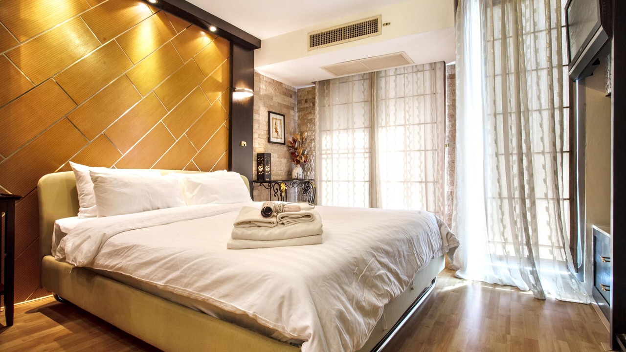 Photo of Bedroom in Khlong Toei Nuea
