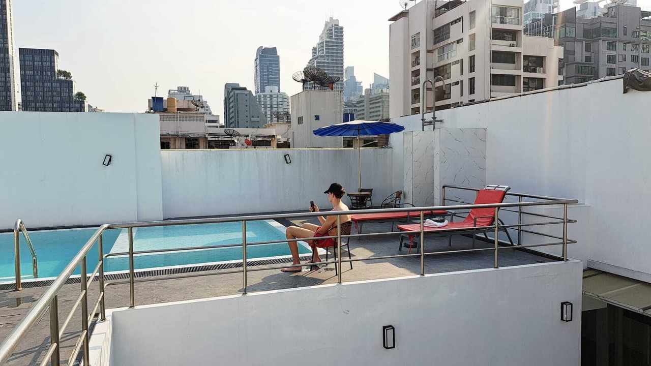 Photo of Outdoor in Khlong Toei Nuea