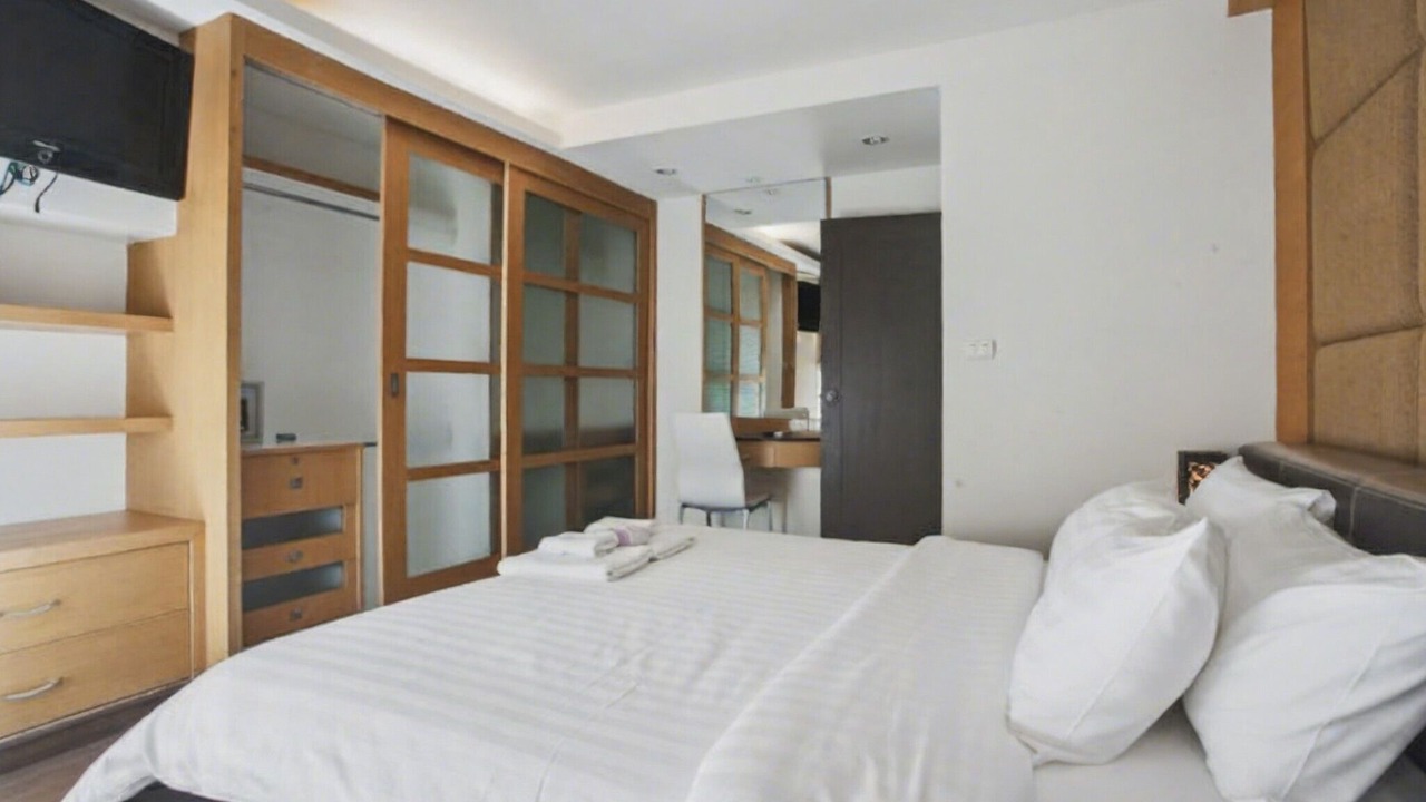 Photo of Bedroom in Khlong Toei Nuea