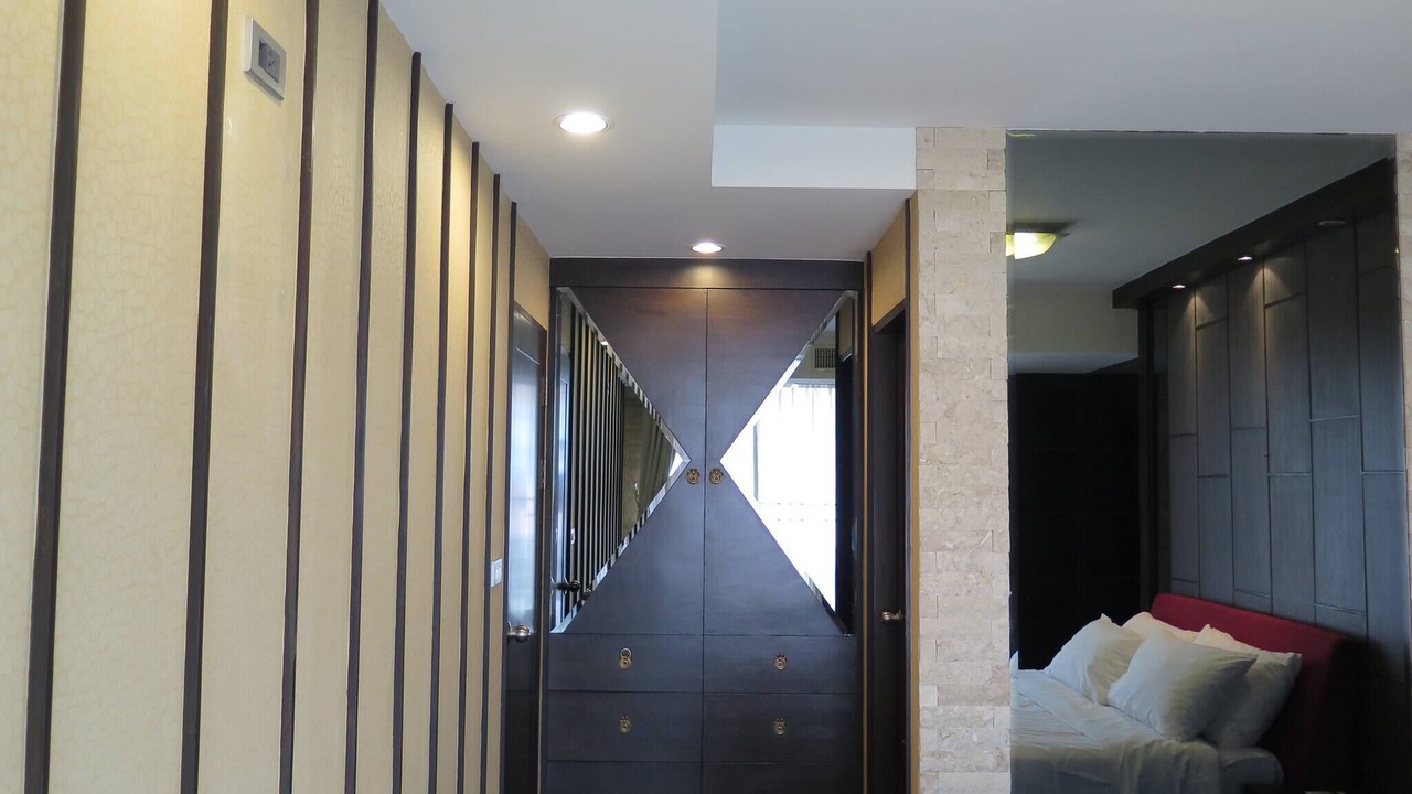 Photo of Bedroom in Khlong Toei Nuea