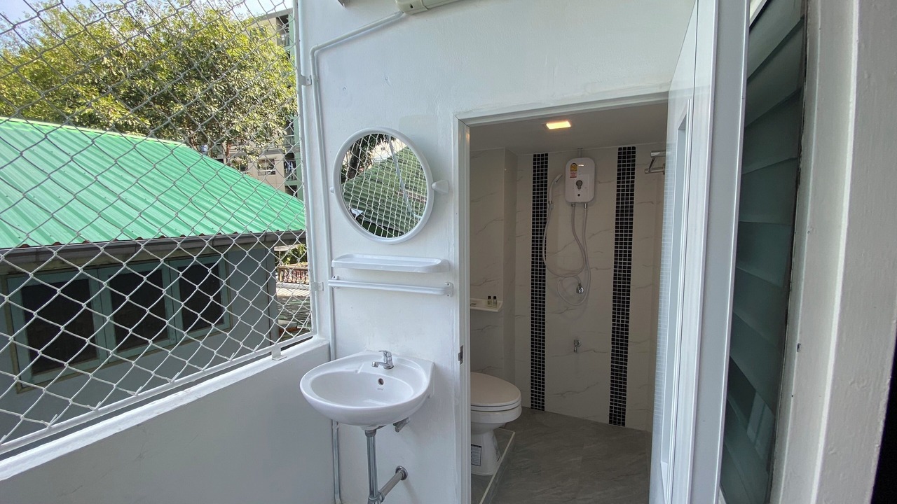 Photo of Bathroom in Mueang Samut Prakan District