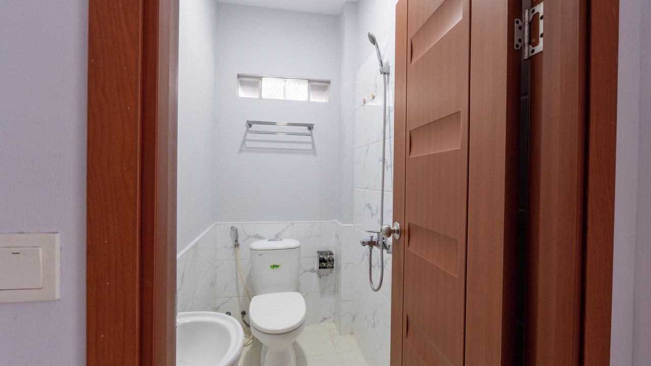 Photo of Bathroom in Chamkar Mon