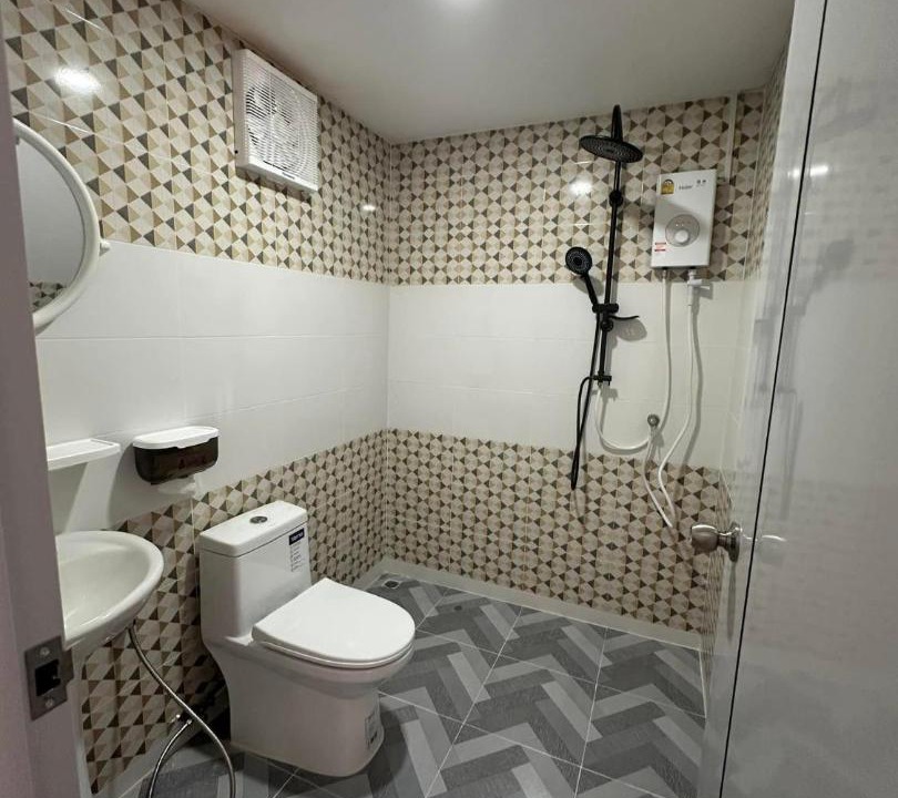 Photo of Bathroom in Dan Khun Thot