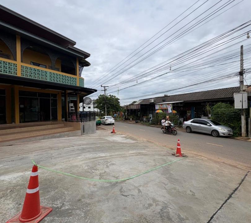 Photo of Others in Khonburi