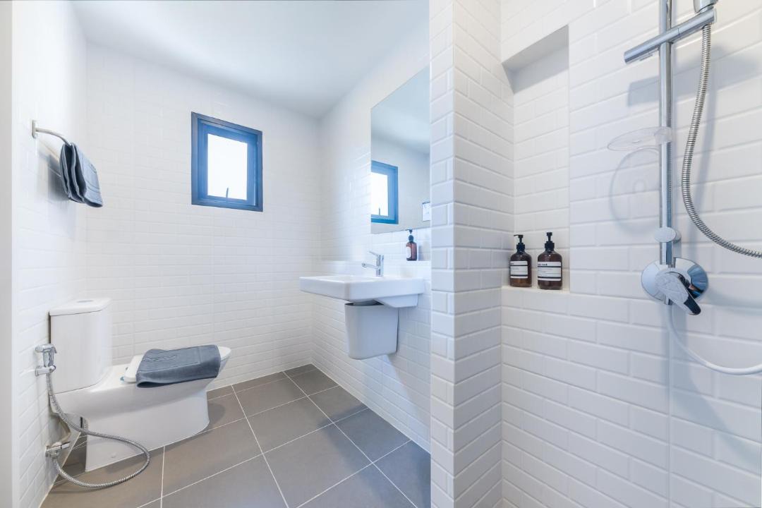 Photo of Bathroom in Racha Thewa