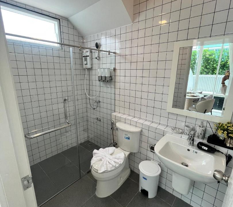 Photo of Bathroom in Saphan Sung