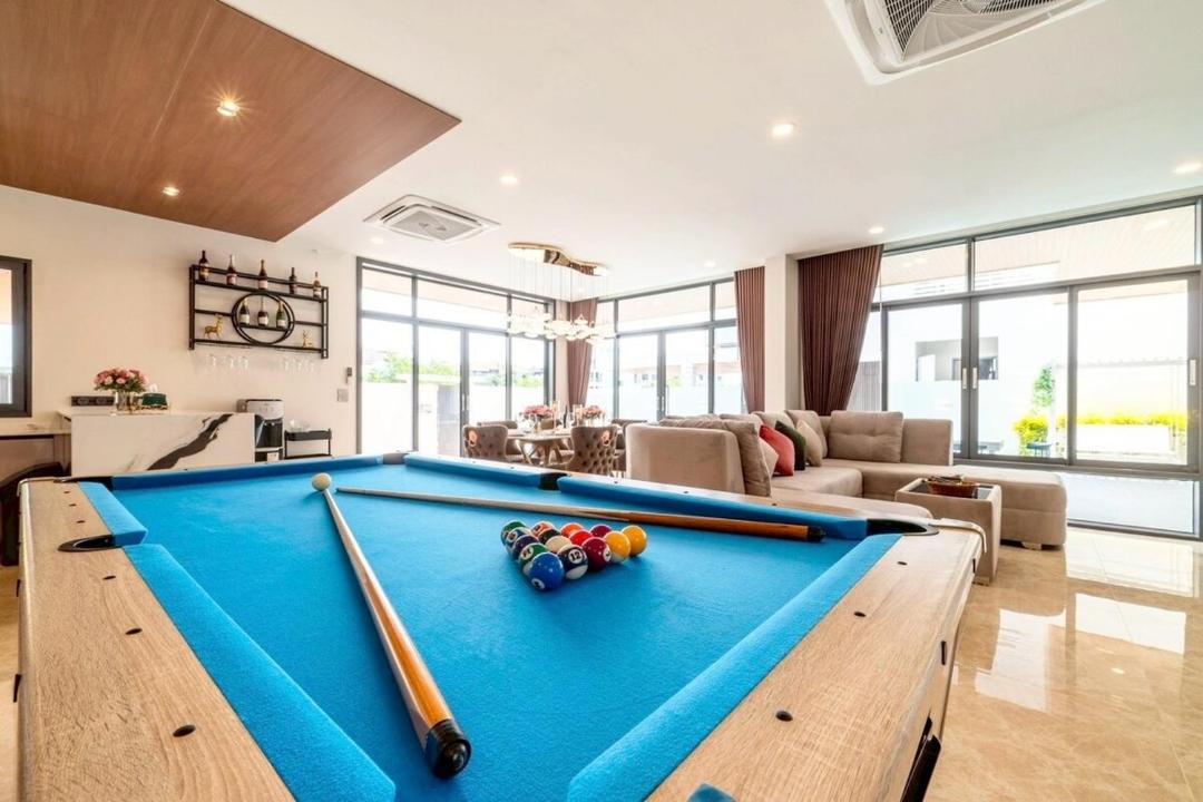 Photo of Livingroom in Pong
