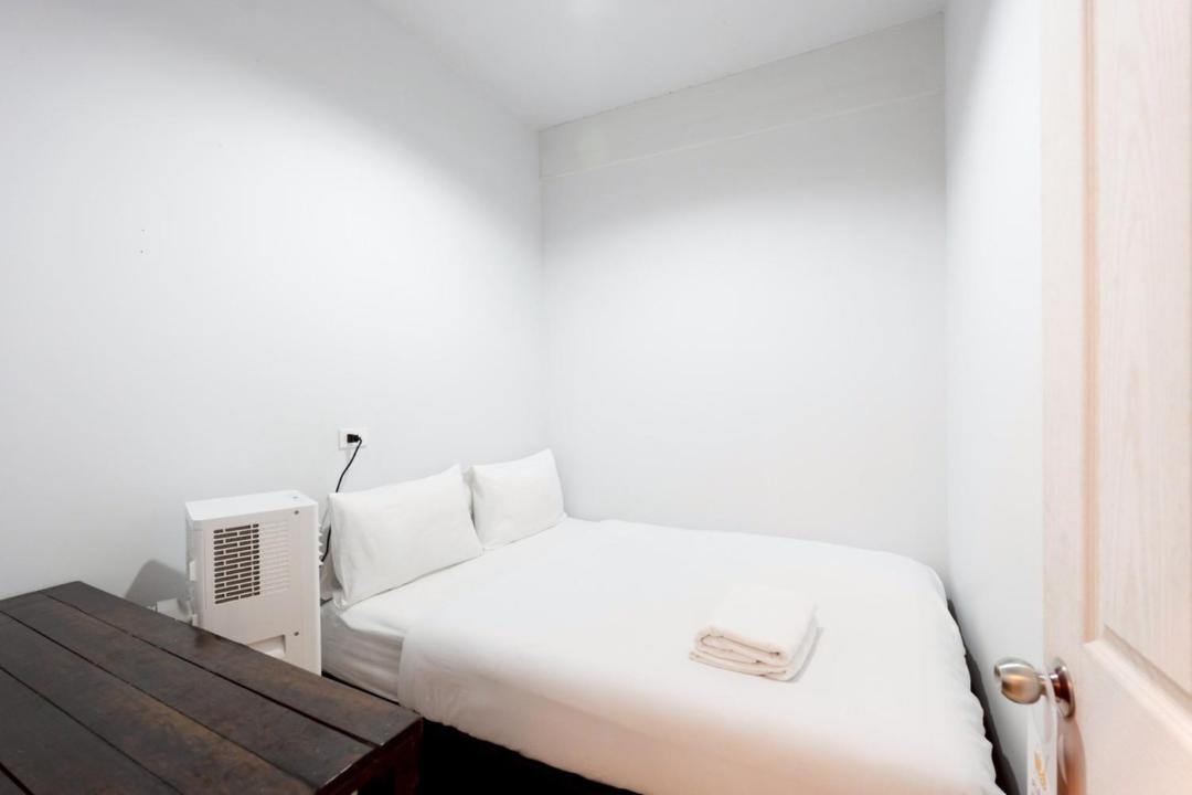 Photo of Bedroom in Wat Bowon Niwet