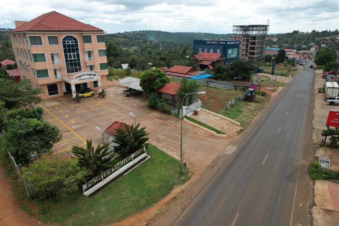 Photo of Buildings in Sen Monorom