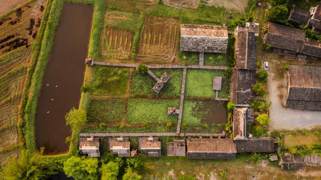 Photo of Buildings in Ban Thi