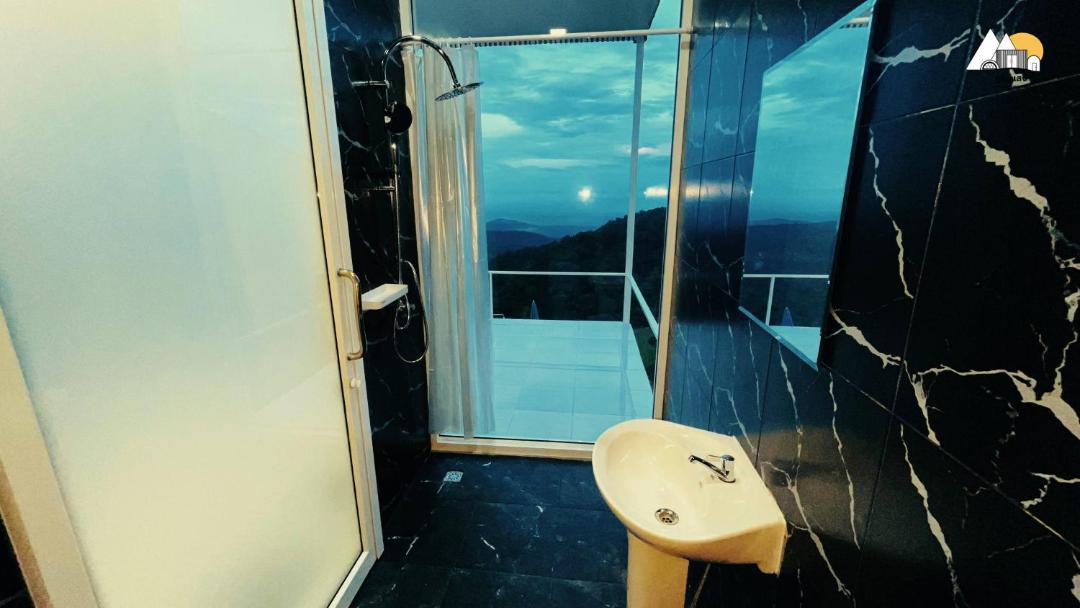 Photo of Bathroom in Mae Rim