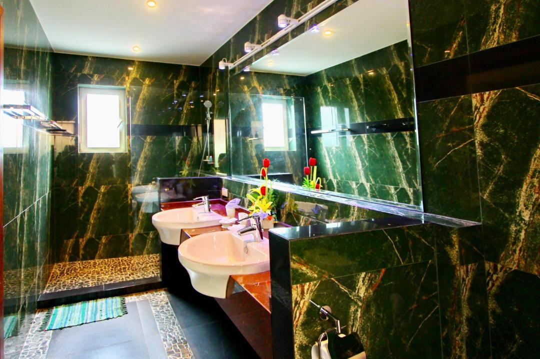Photo of Bathroom in Klong Son