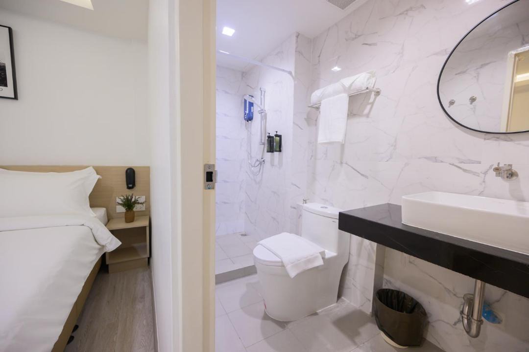 Photo of Bathroom in Thanon Phaya Thai