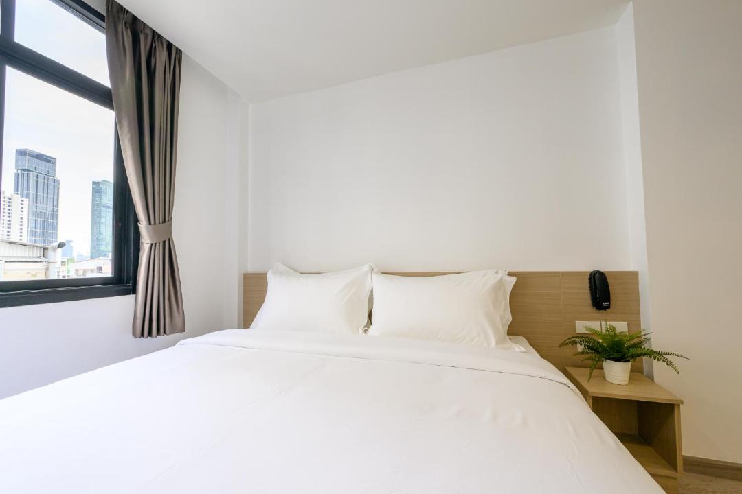 Photo of Bedroom in Thanon Phaya Thai