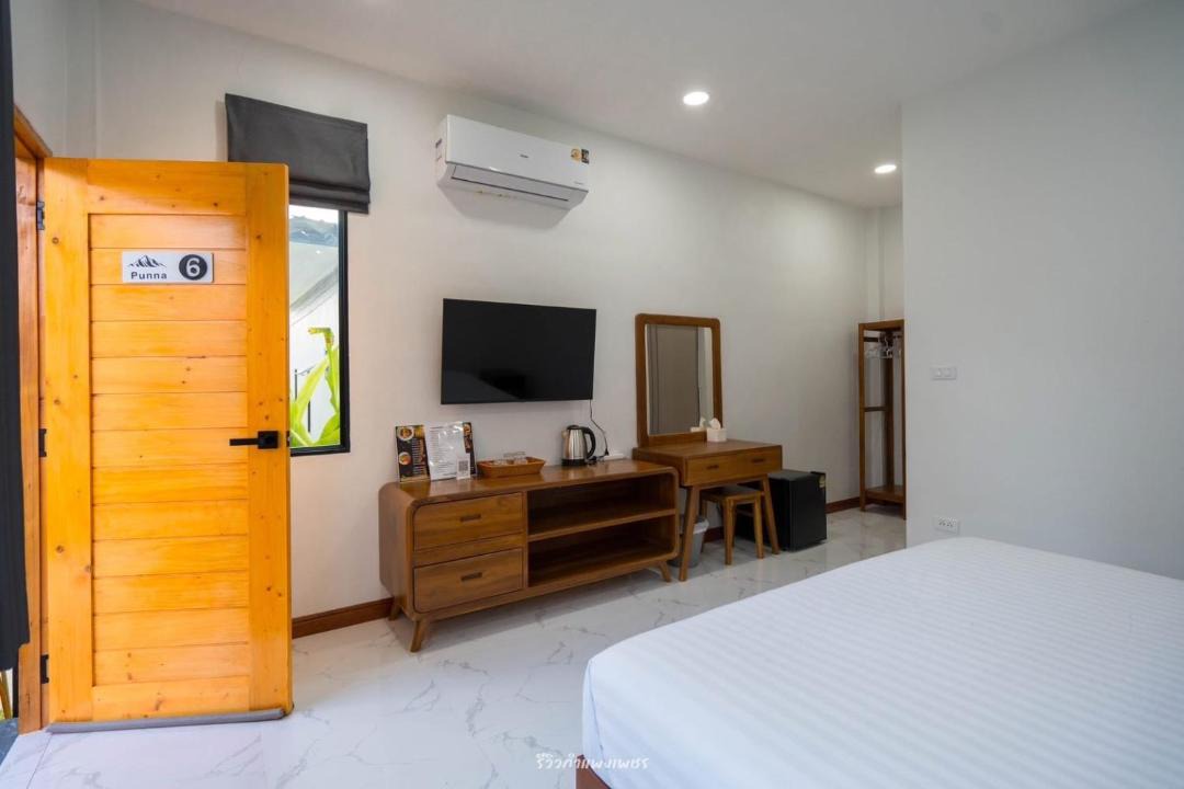 Photo of Bedroom in Khlong Lan