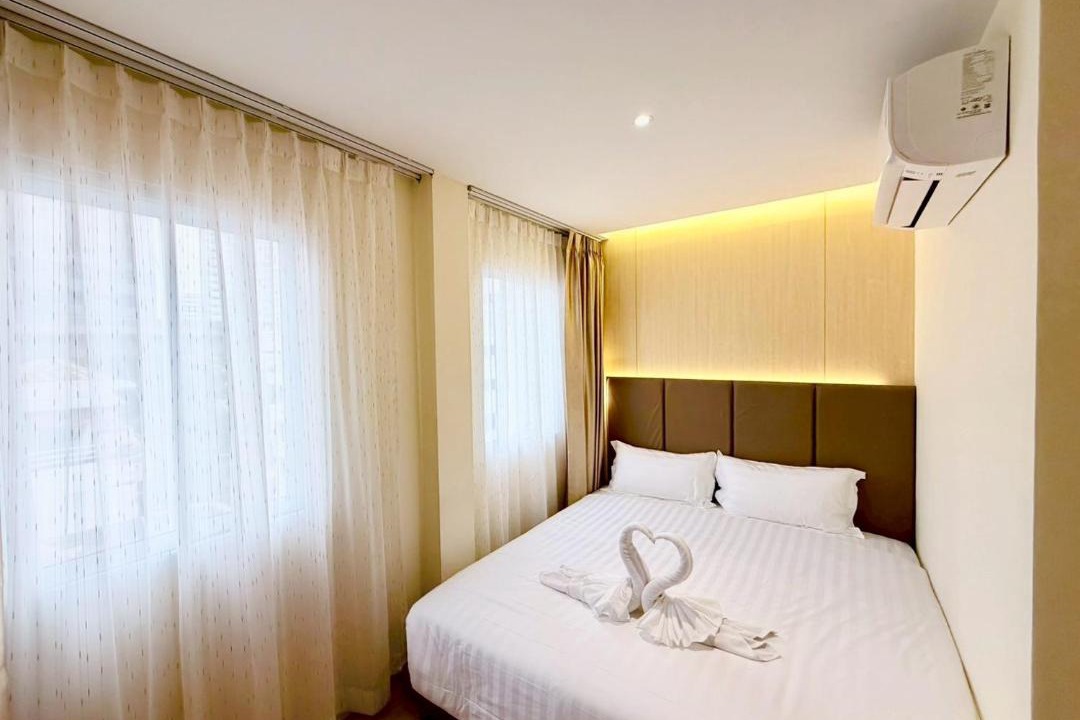 Photo of Bedroom in Thanon Phaya Thai