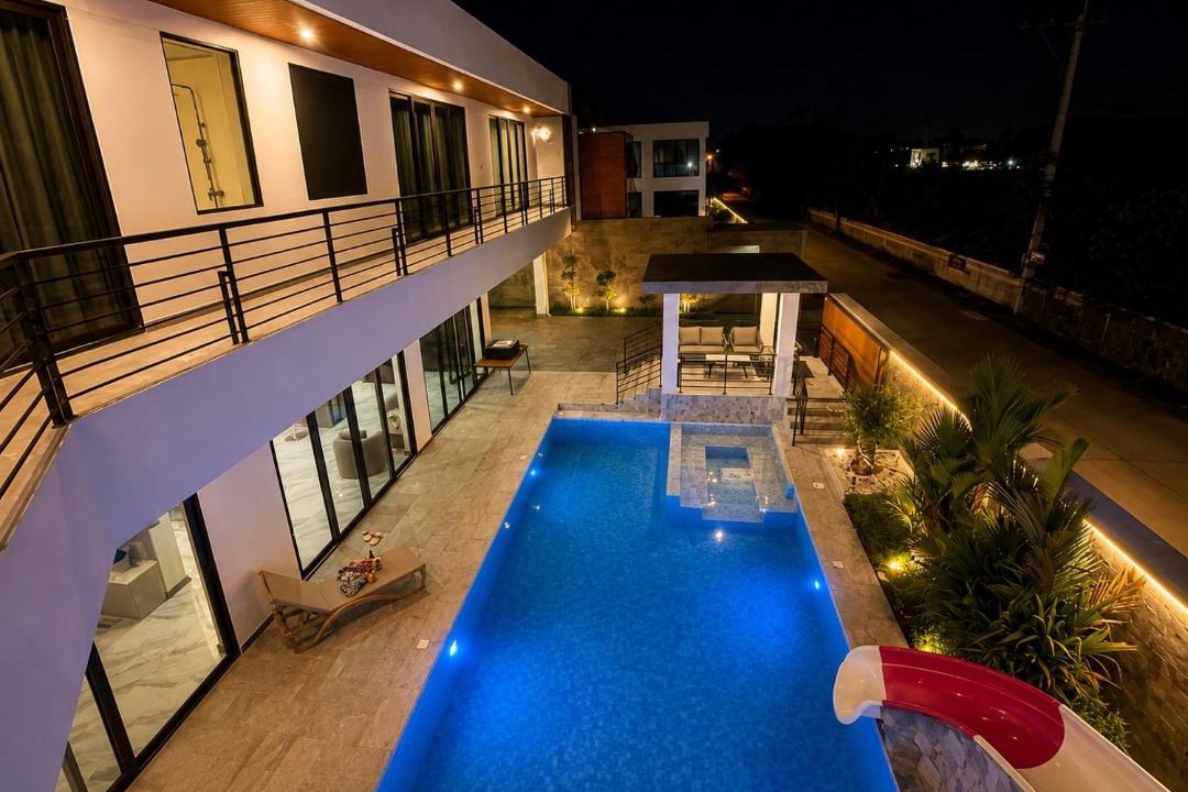 Photo of Patio Balcony in Na Kluea