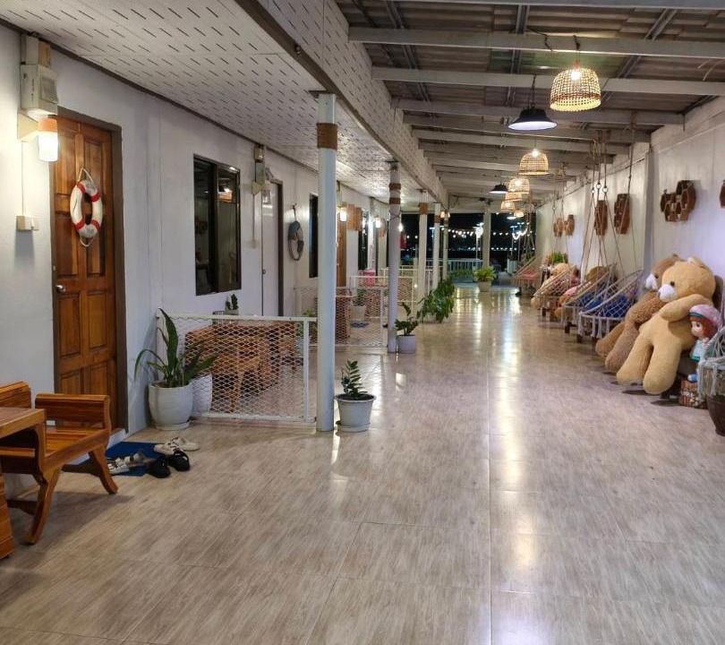 Photo of Others in Koh Lan