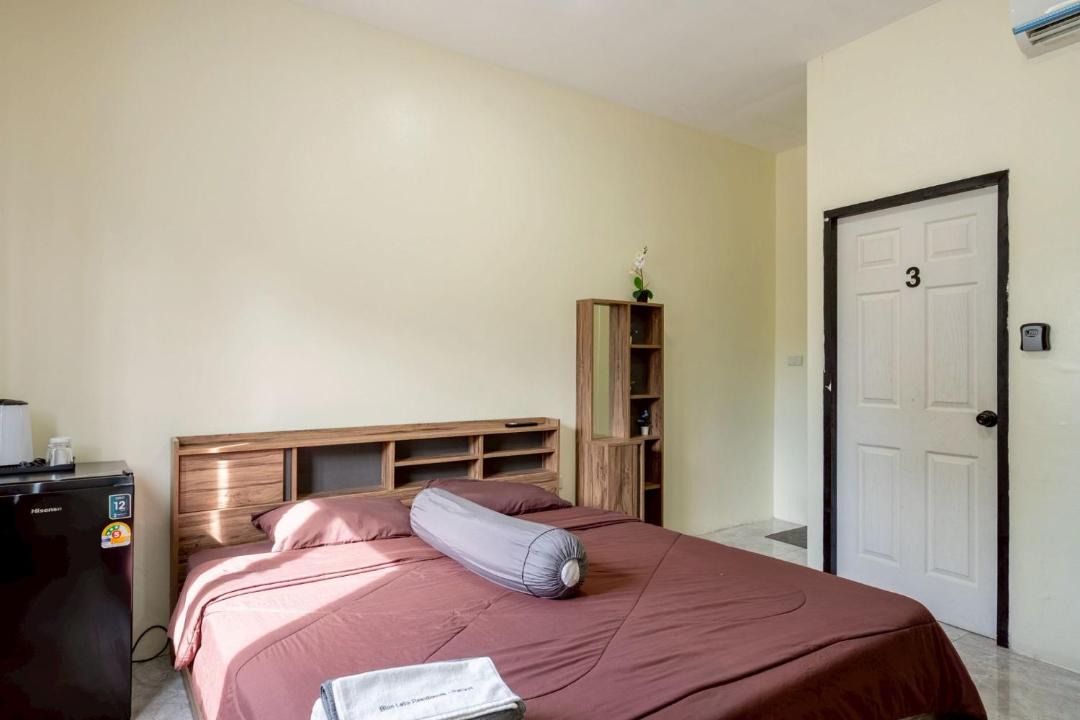 Photo of Bedroom in Pong