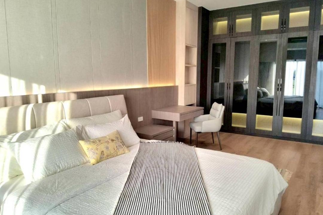 Photo of Bedroom in Khanong Phra