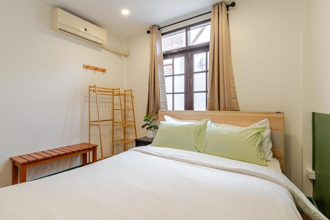Photo of Bedroom in Su Thep
