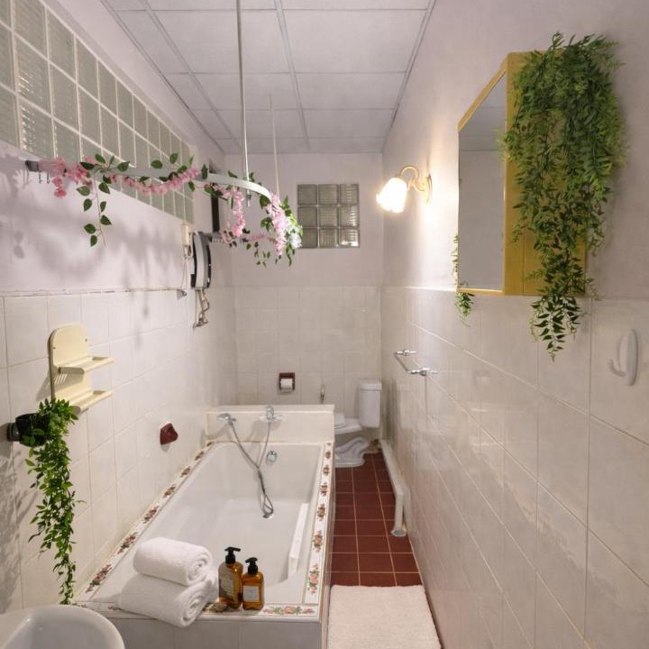 Photo of Bathroom in Pratunam
