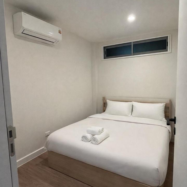 Photo of Bedroom in Samsen Nok