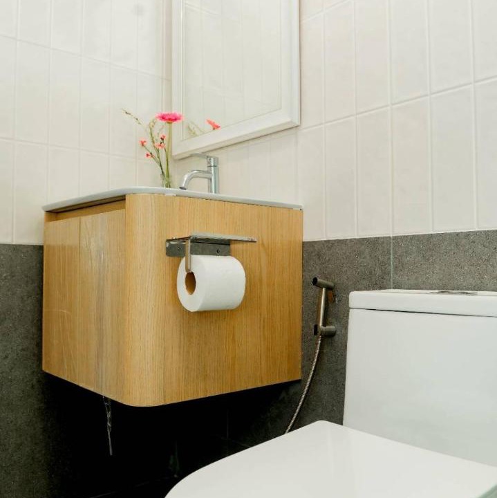 Photo of Bathroom in Pong