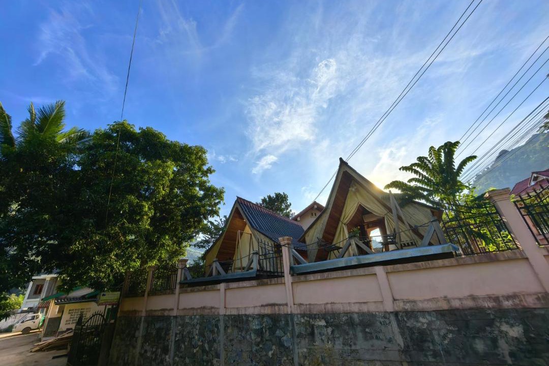 Photo of Buildings in Nong Khiaw
