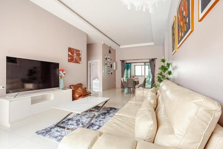 Photo of Livingroom in Huai Yai